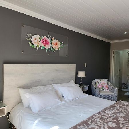 Schnehage Self Catering Daire Bloemfontein Dış mekan fotoğraf