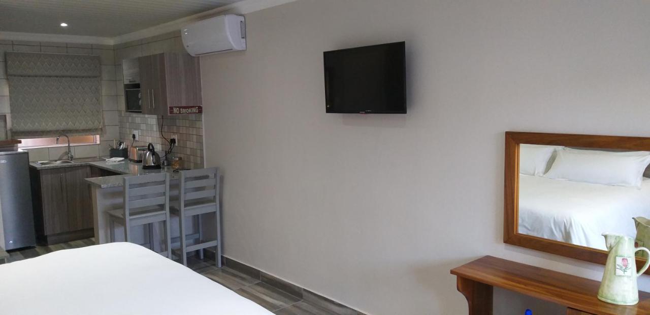 Schnehage Self Catering Daire Bloemfontein Dış mekan fotoğraf