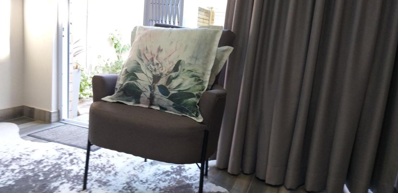 Schnehage Self Catering Daire Bloemfontein Dış mekan fotoğraf