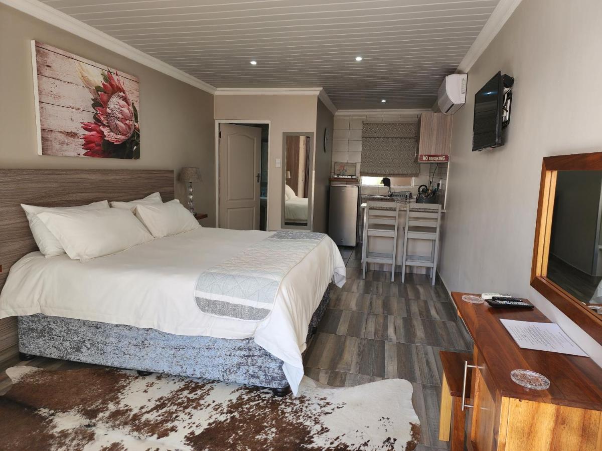 Schnehage Self Catering Daire Bloemfontein Dış mekan fotoğraf