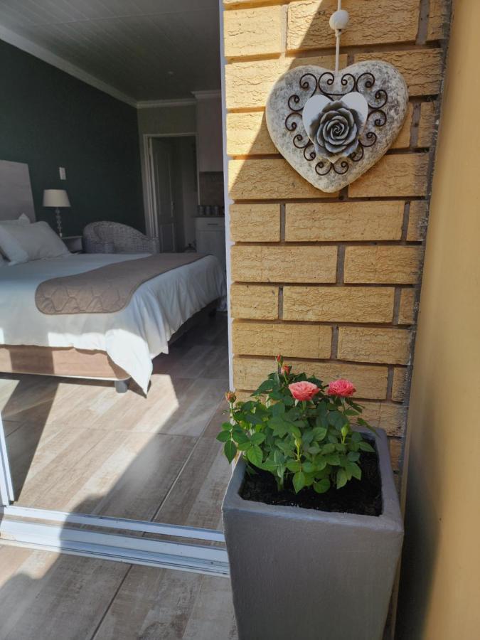 Schnehage Self Catering Daire Bloemfontein Dış mekan fotoğraf