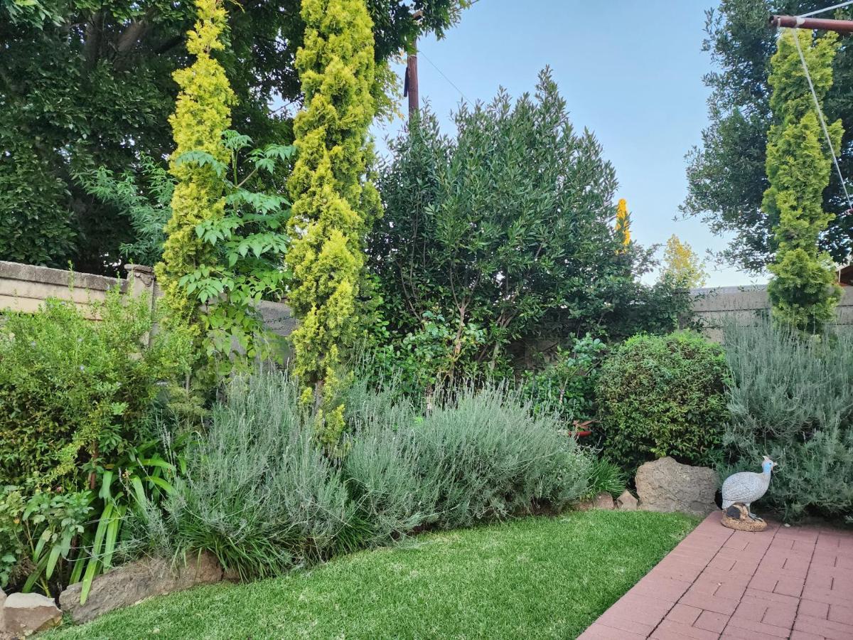 Schnehage Self Catering Daire Bloemfontein Dış mekan fotoğraf